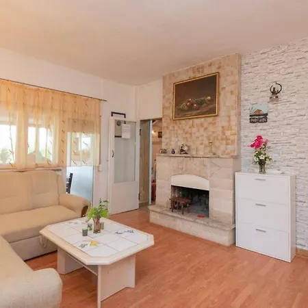 Marijeta, 2a, Trilj Séjour à la campagne Grab